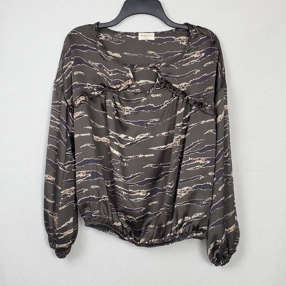 Hailey & Co Medium Top